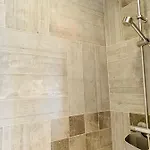 Eco Mezzanine Wifi Stationnement Rue Gratuit Terrasse Dans Jardin רואן