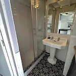 Eco Mezzanine Wifi Stationnement Rue Gratuit Terrasse Dans Jardin * רואן