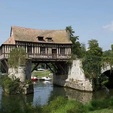 Holiday home Eco Mezzanine Wifi Piscine Stationnement Gratuit Terrasse Dans Jardin Rouen