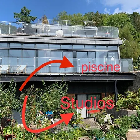 Eco Mezzanine Wifi Stationnement Rue Gratuit Terrasse Dans Jardin בית נופש *